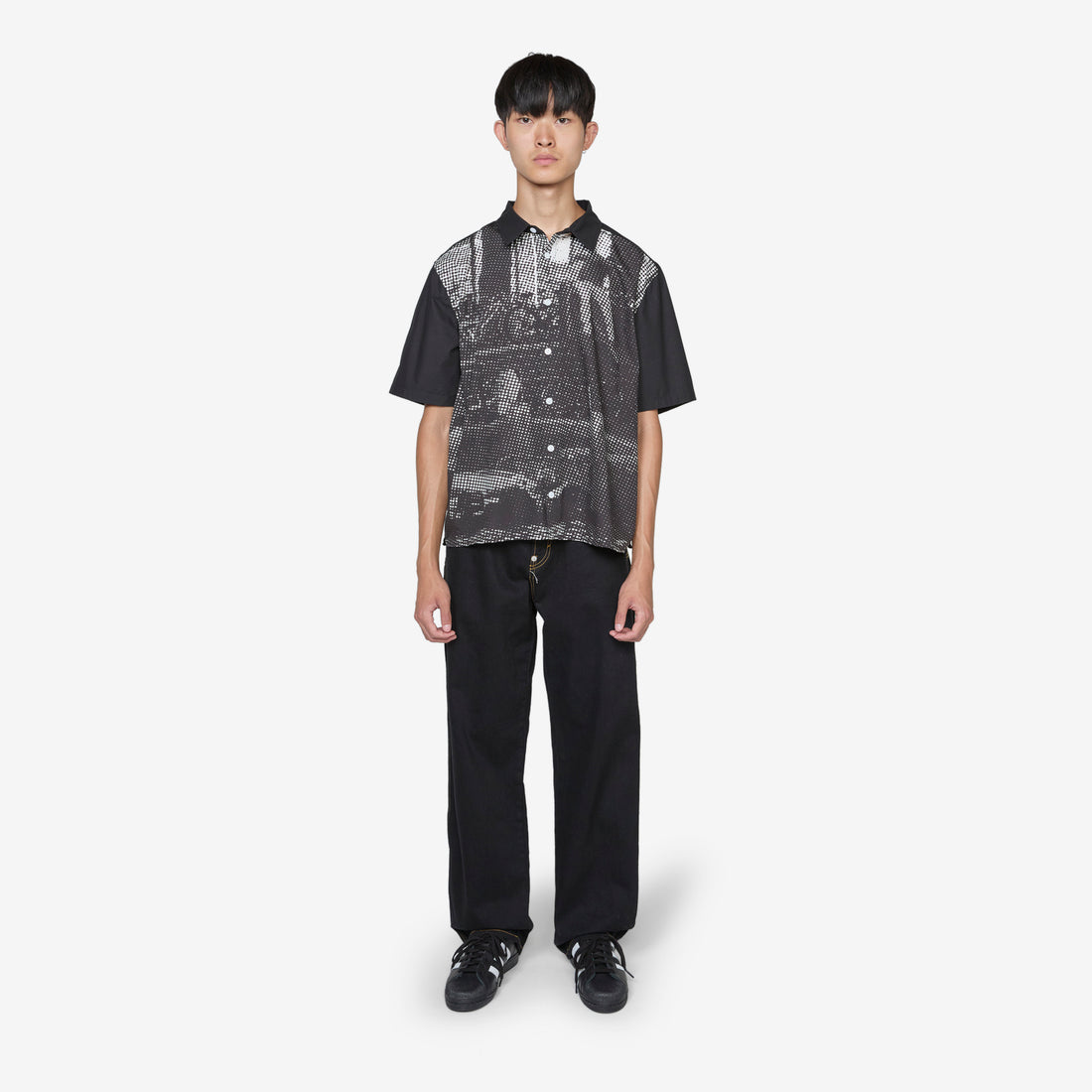 Chima Shortsleeve Shirt Black | White Shirts