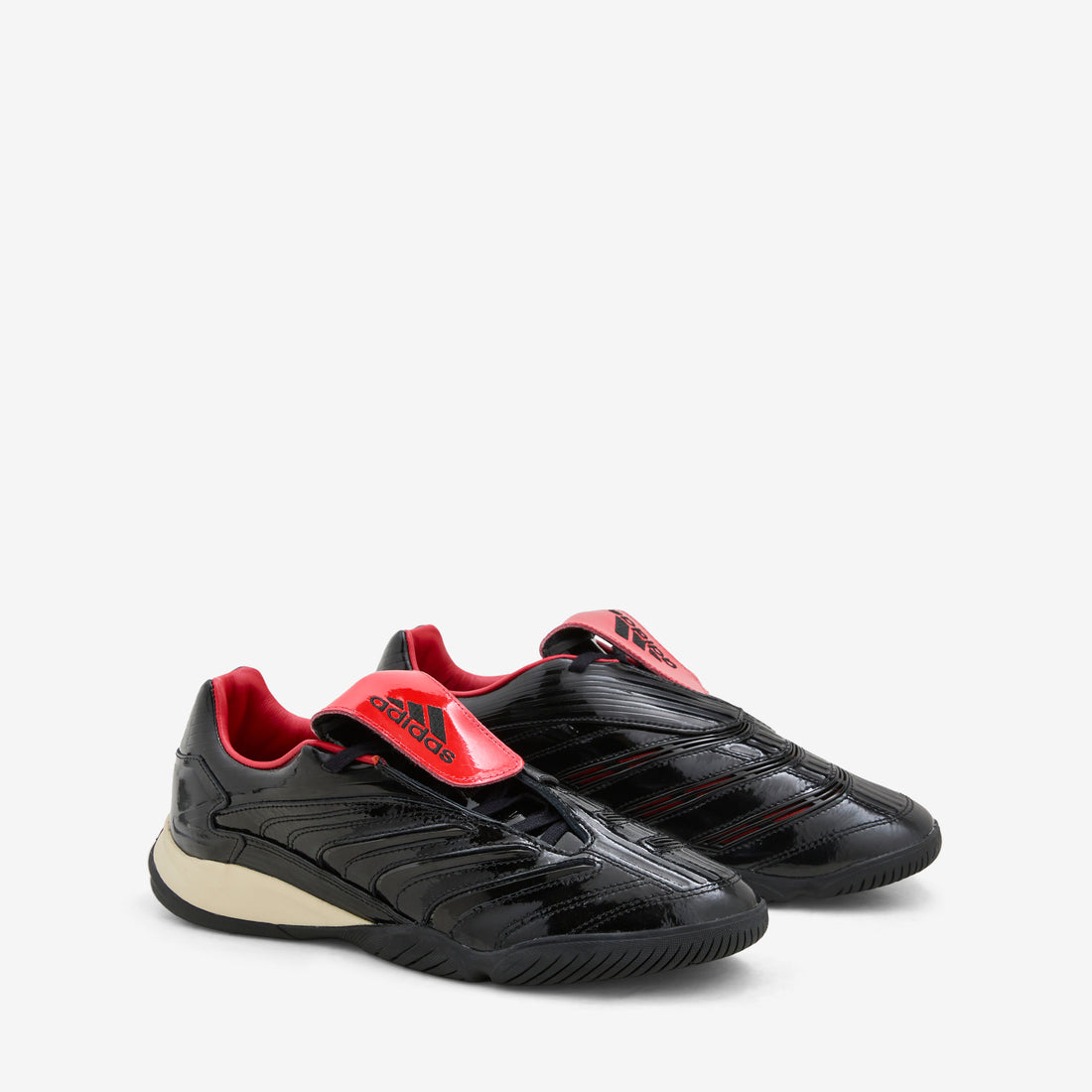 Predator Sala Core Black | Red | Core Black Footwear