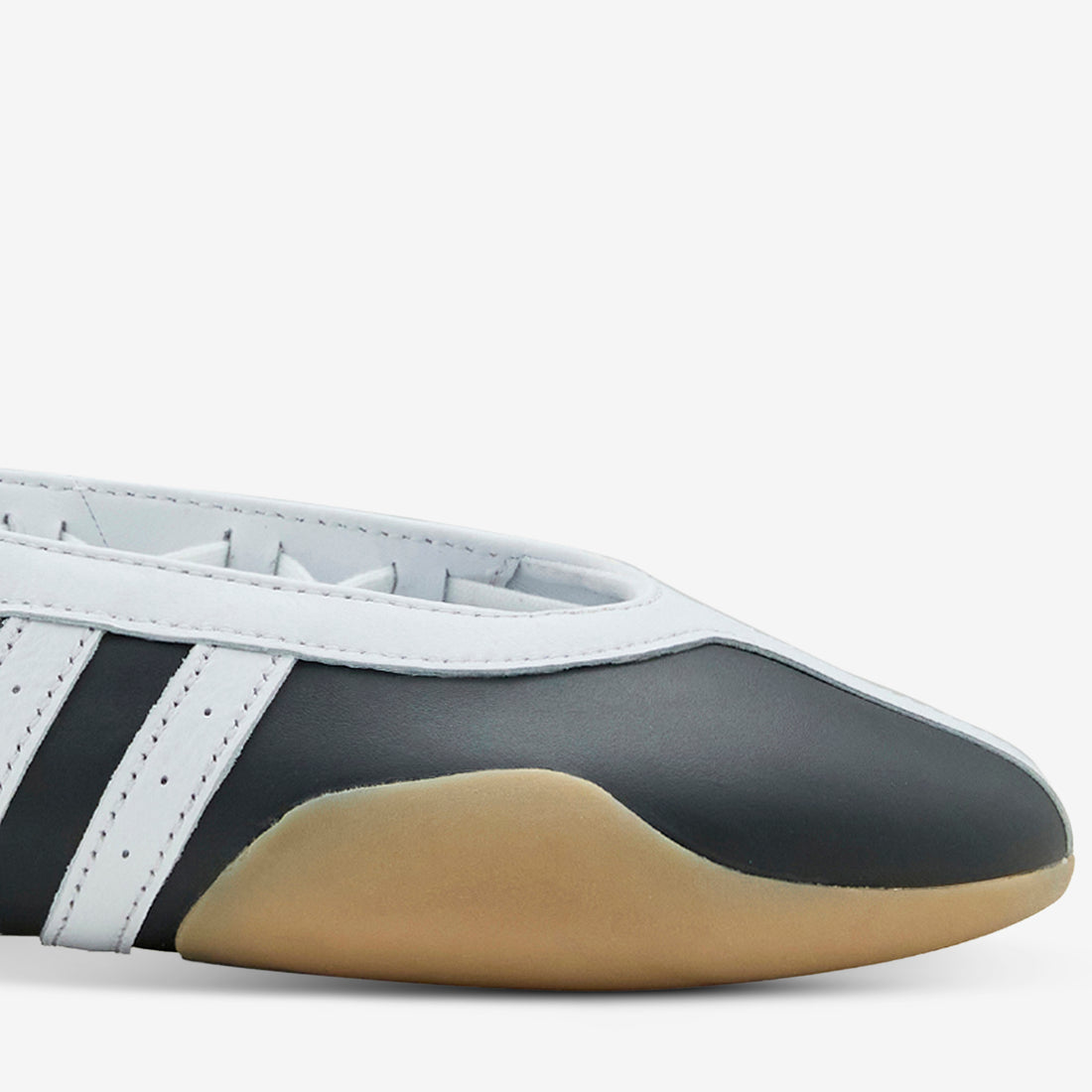 Women's Taekwondo Mei Ballet Core Black | Cloud White | Gum Footwear