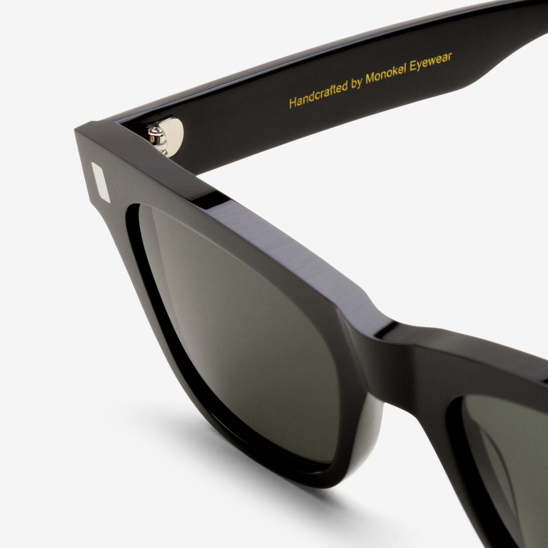 Aki Black | Green Solid Lens Eyewear