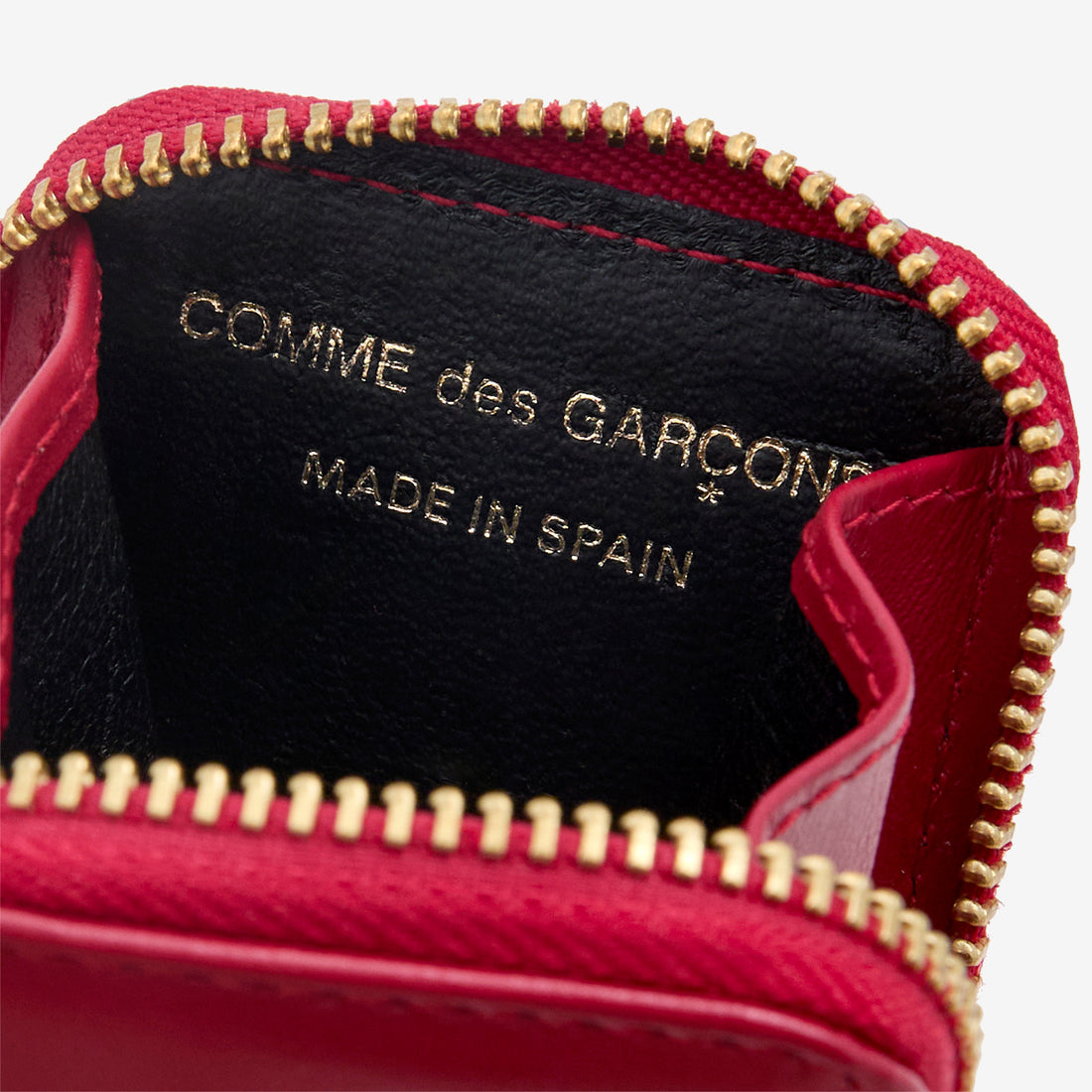 SA4100 Classic Line Wallet Red Accessories