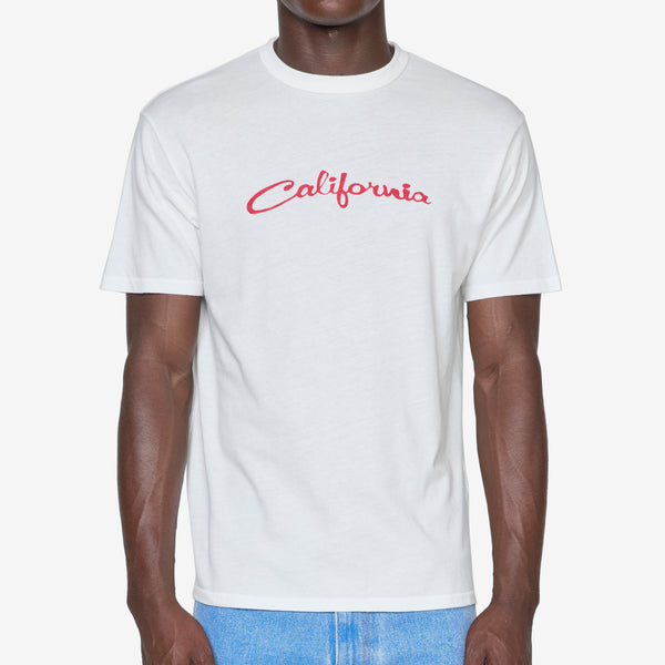 California Signature T-Shirt White – Above The Clouds