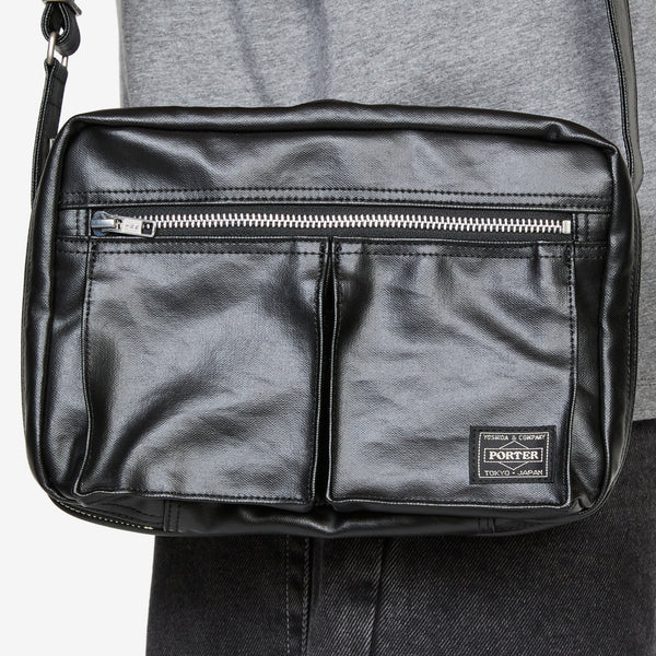 Free Style Shoulder Bag Black (S) – Above The Clouds