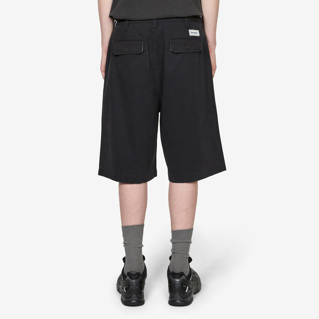 Pleated Shorts Washed Black Shorts