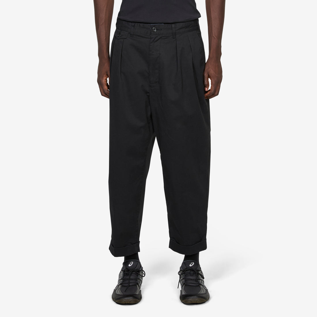 2 Pleats Pants Tapered Twill Black Pants