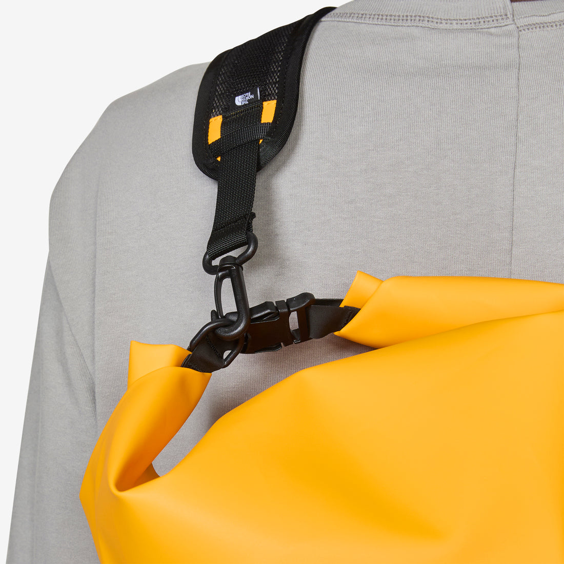 Base Camp Dry Bag 18L Summit Gold | TNF Black Bags