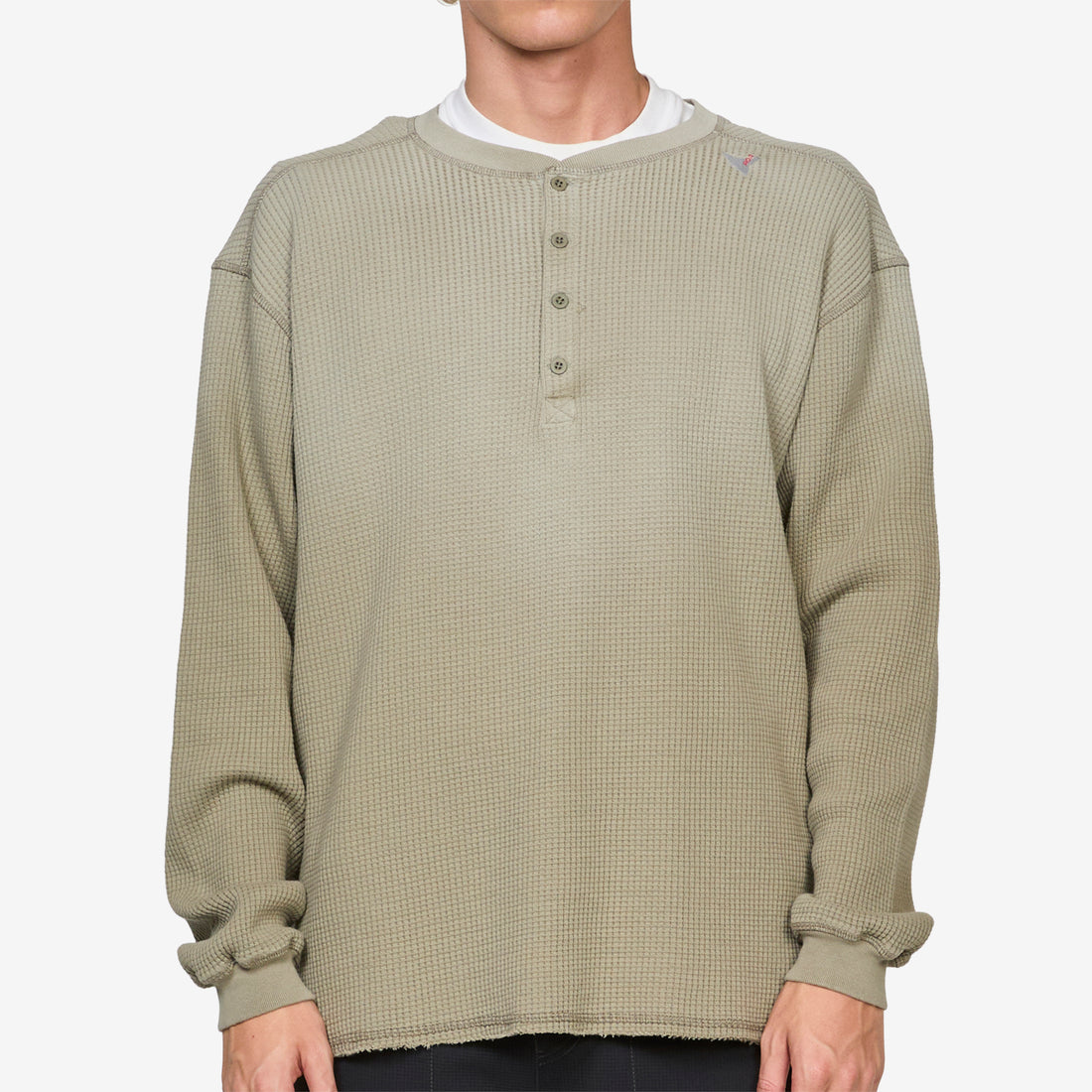 Bee Sun Faded Organic Waffle Serafino Longsleeve Grey | Green Tees