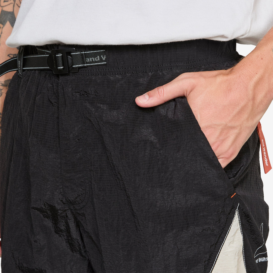 ROA x Ripstop Wind Short Pants Off White Pants