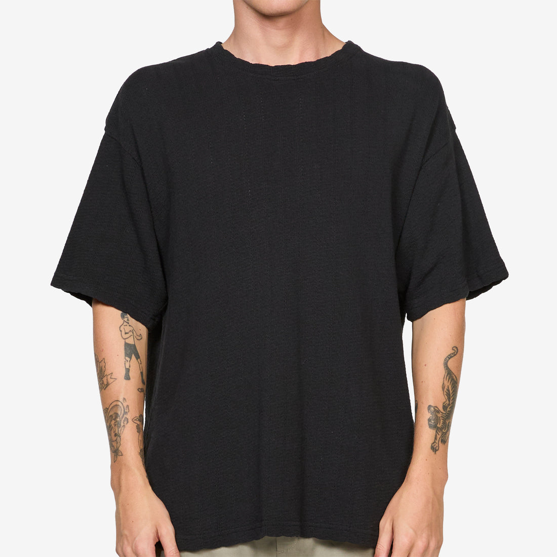 Thuy T-Shirt Aran Black Tees