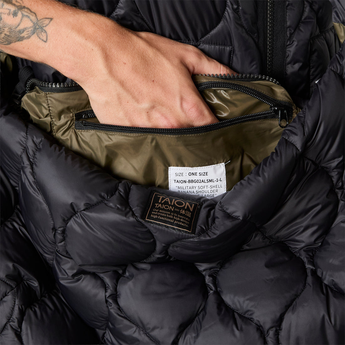 Military Banana Shoulder Down Bag (L) Black Bags