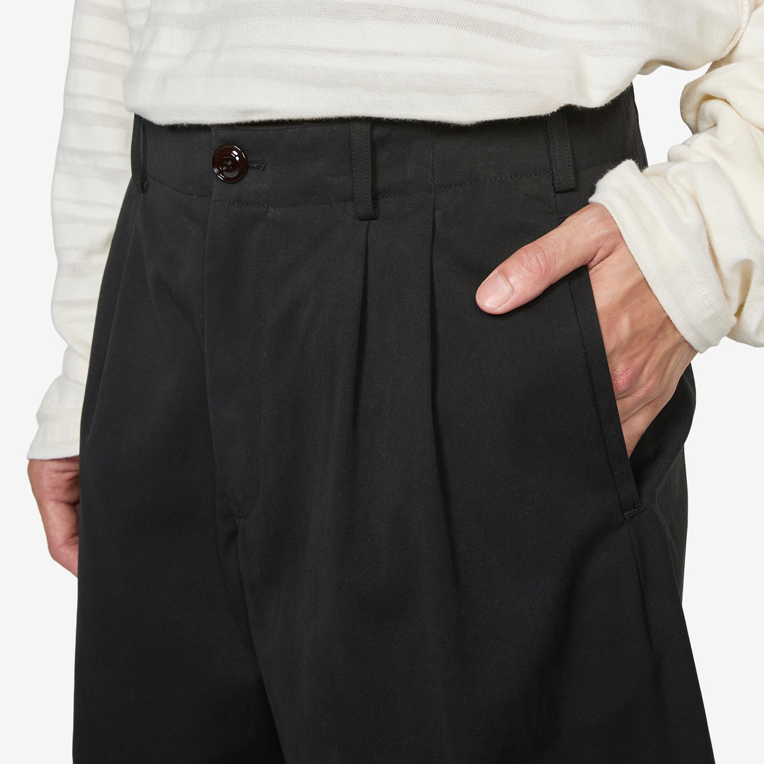 Ponte Shorts Studio Black Micro Canvas Shorts
