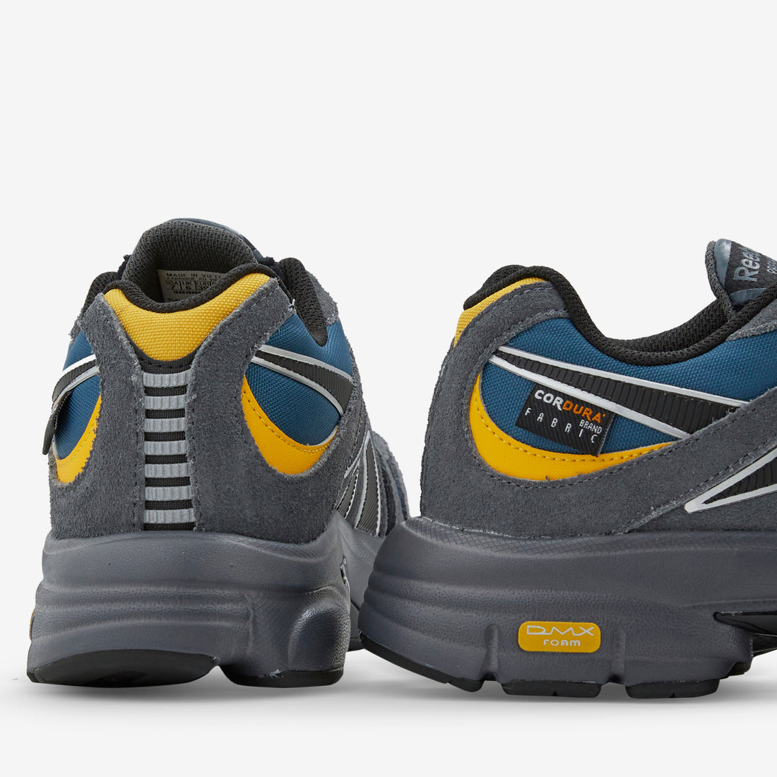 Premier Road Plus VI Hoops Blue | Pure Grey | Black Footwear