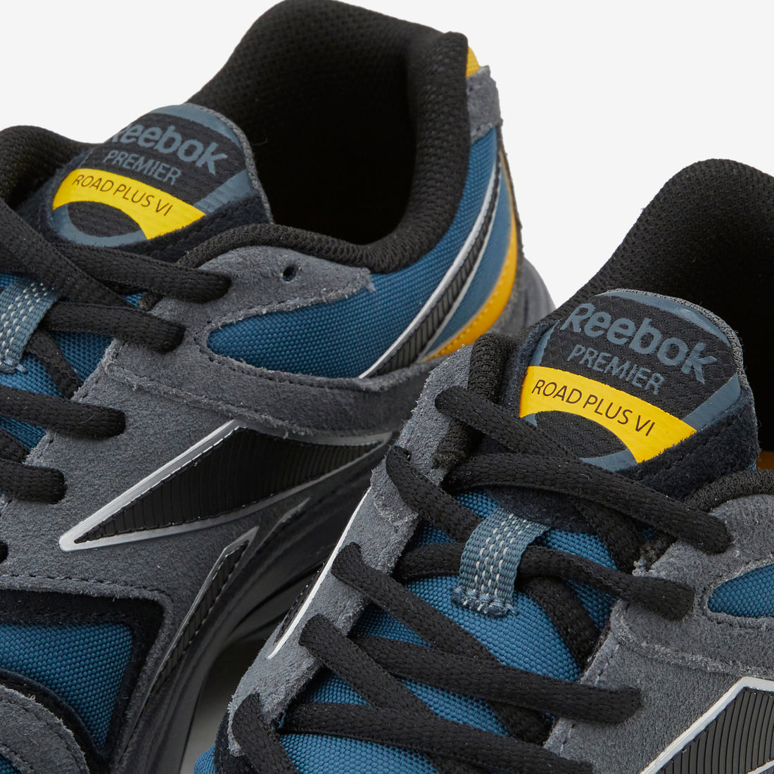 Premier Road Plus VI Hoops Blue | Pure Grey | Black Footwear