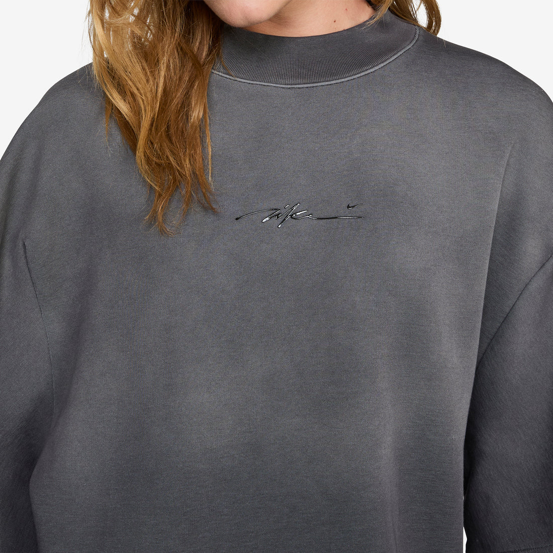 Women's Energy Oversized Short-Sleeve T-Shirt Black Tees