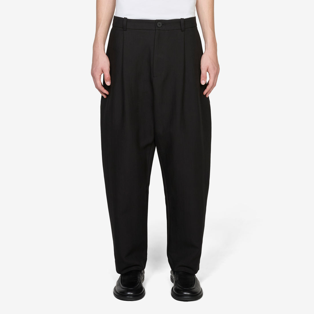 Tuck Pant Black Pants