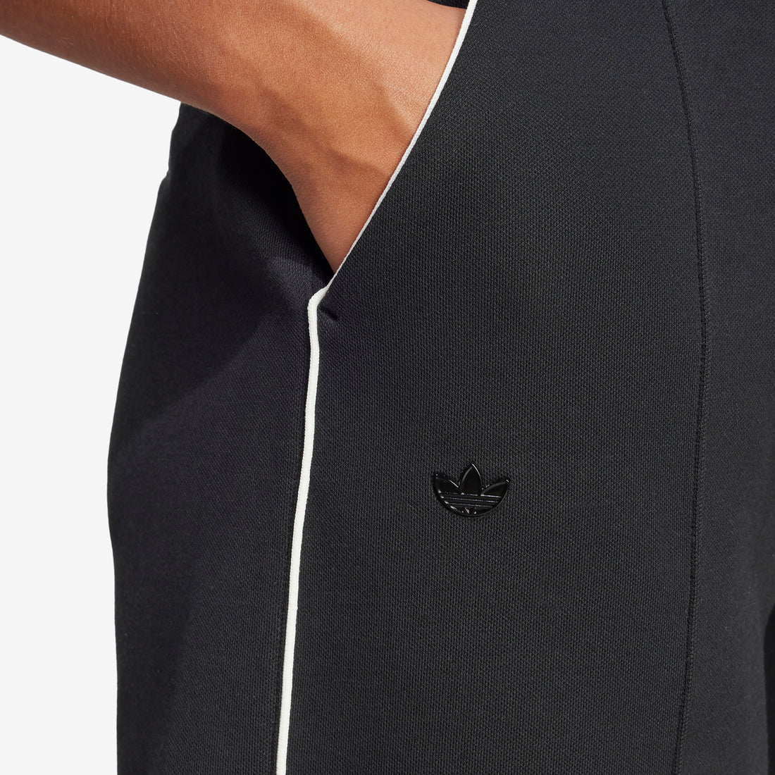 Women's Premium Tailored Bermuda Shorts Black Shorts