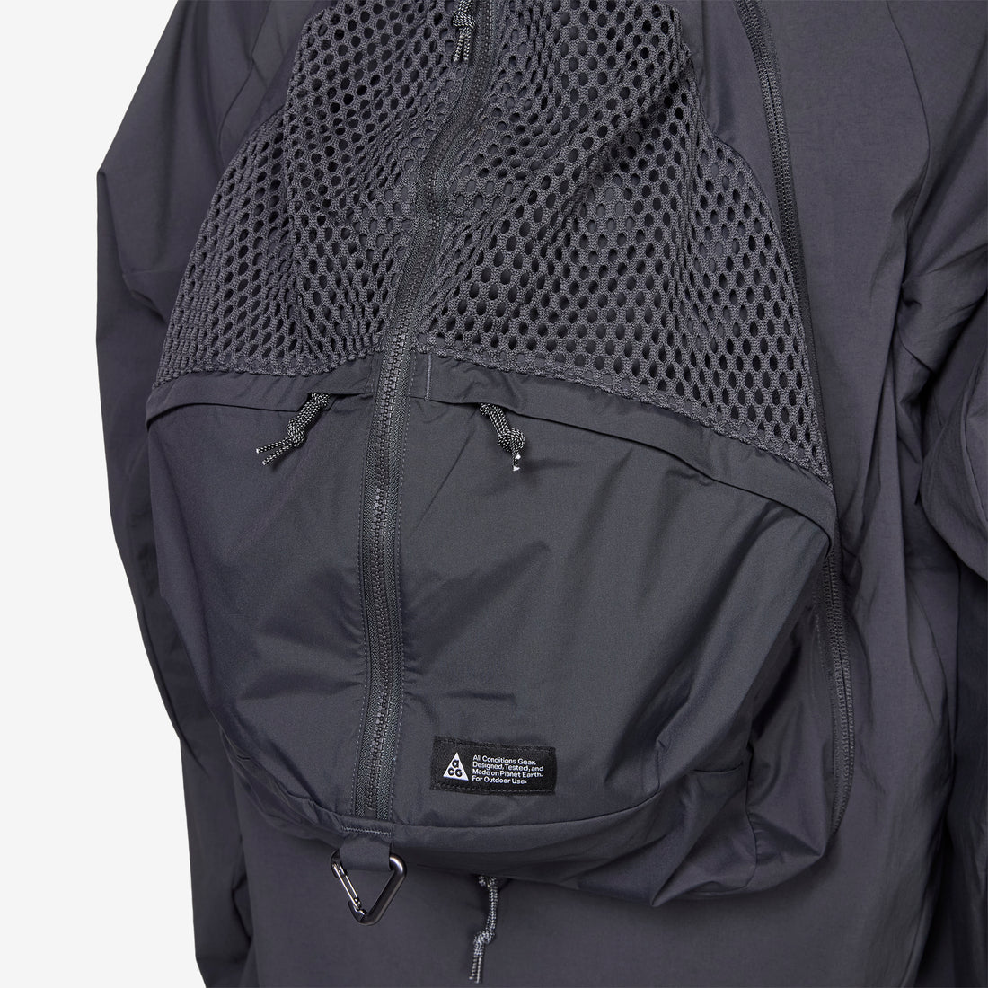 ACG 'Five Towers' Pack Jacket Anthracite | Black | Summit White Jackets