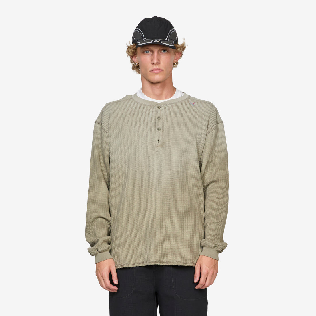 Bee Sun Faded Organic Waffle Serafino Longsleeve Grey | Green Tees