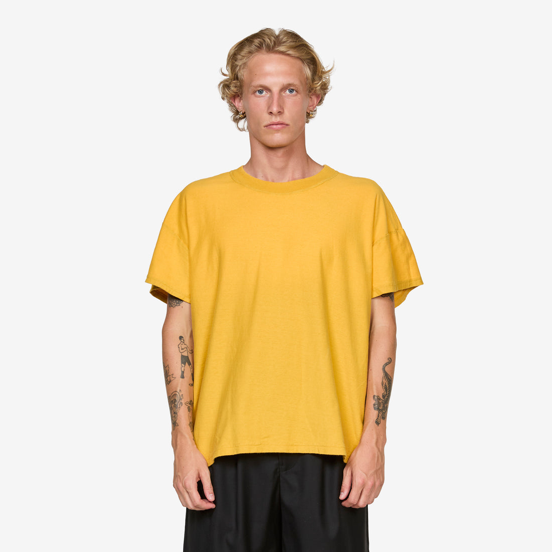 Rhuki T-Shirt Yellow Logo Tees