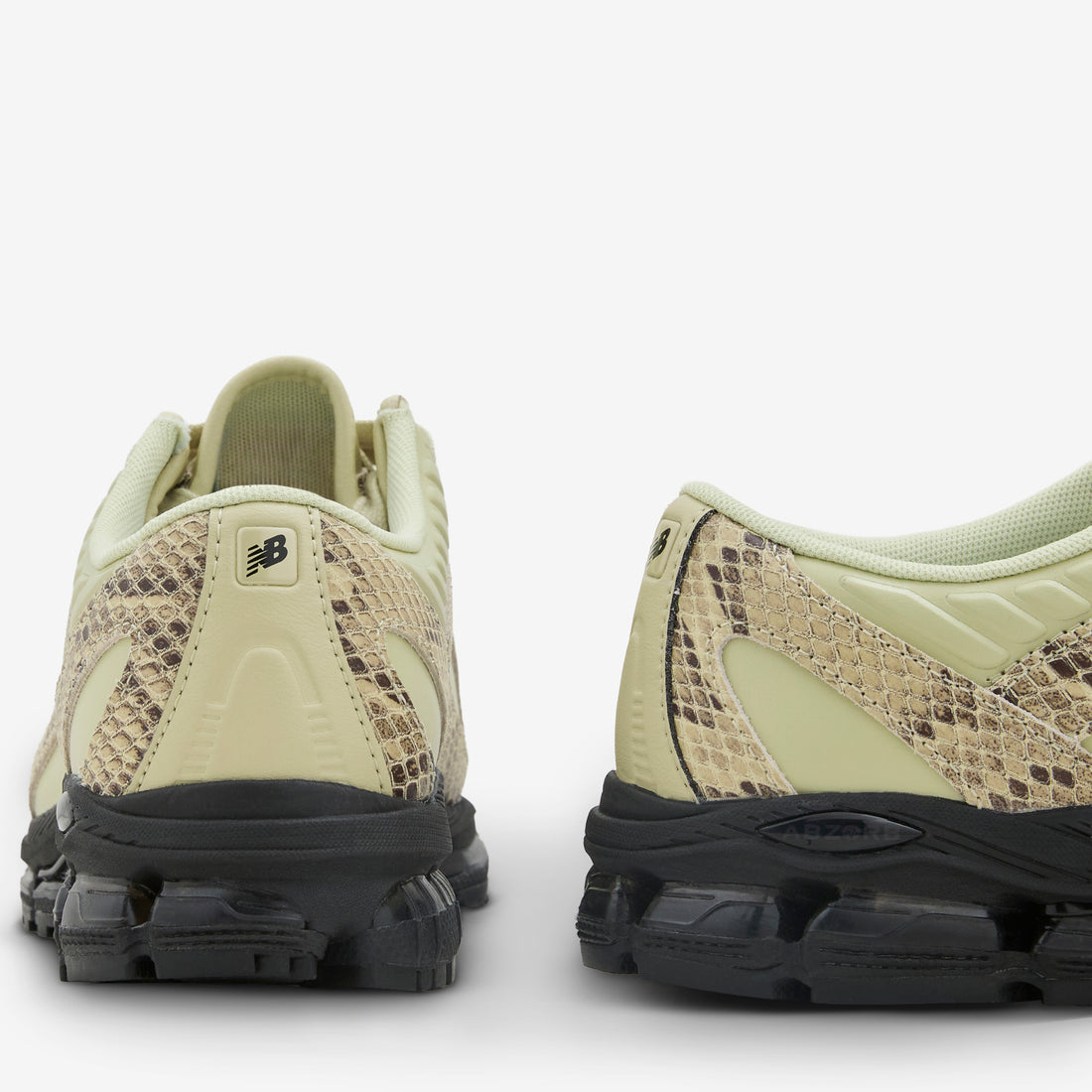 U18907P8 Morel | Black Footwear