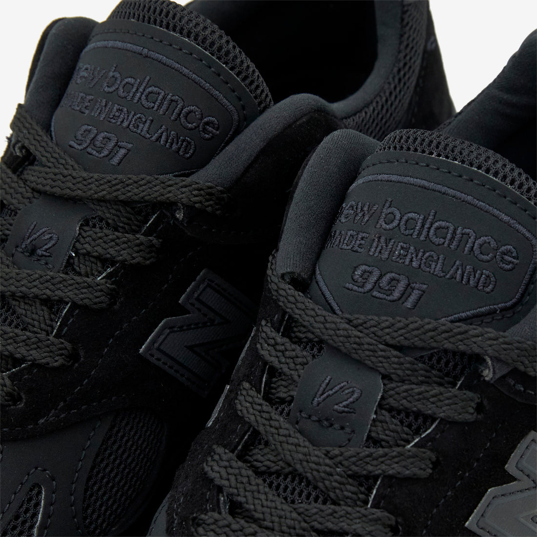 Made in UK 991v2 Black Footwear