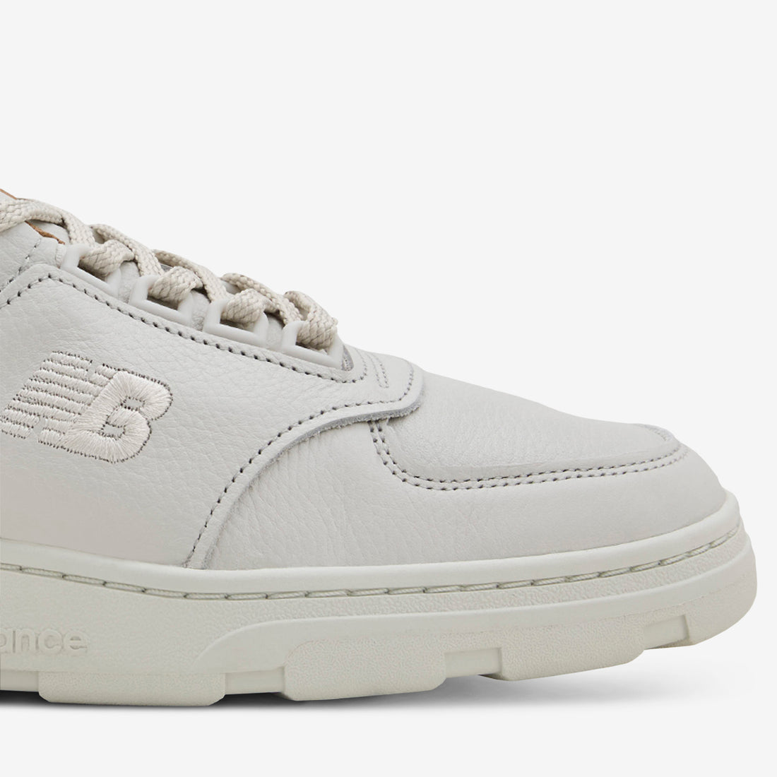 UADWLWO Vaporous Grey | Chipmunk Footwear