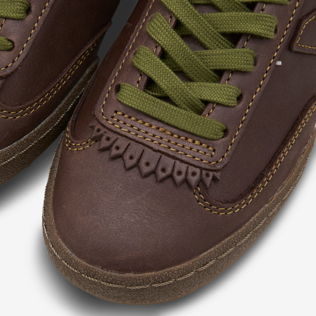 UGTRS5HP Pumpernickel Footwear