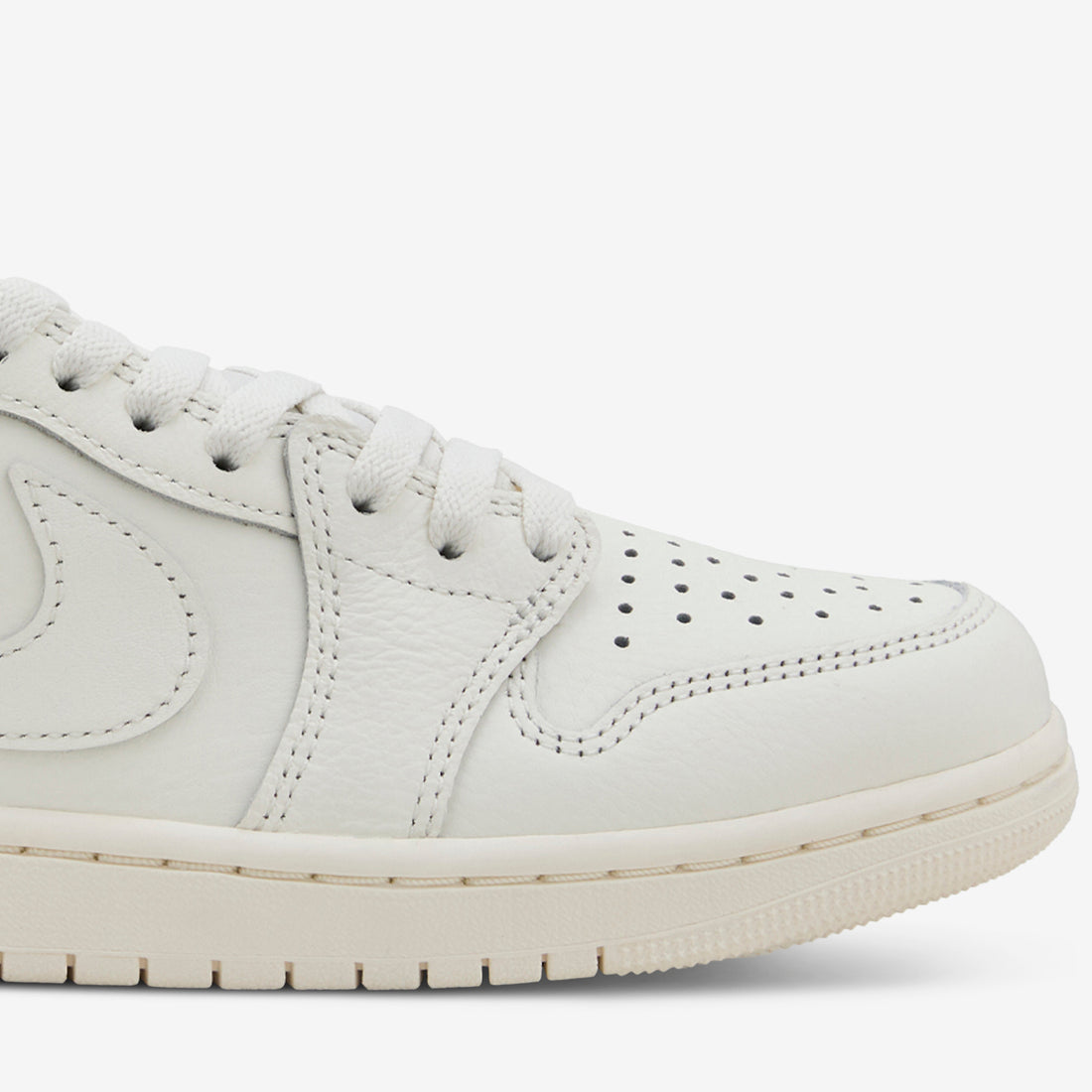 Air Jordan 1 Retro Low OG Sail | Sail | University Red Footwear