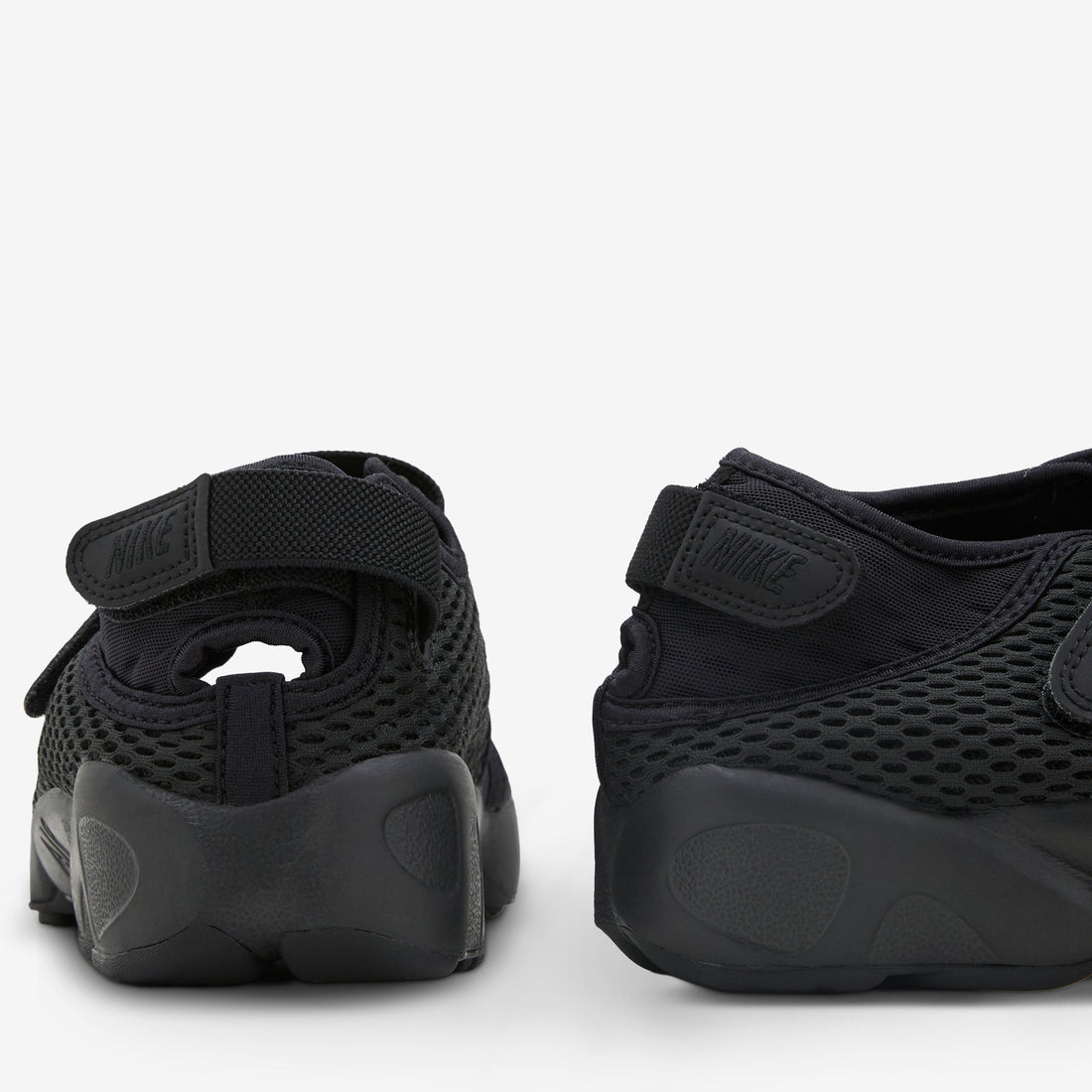 Air Rift Breathe Black | Black Footwear
