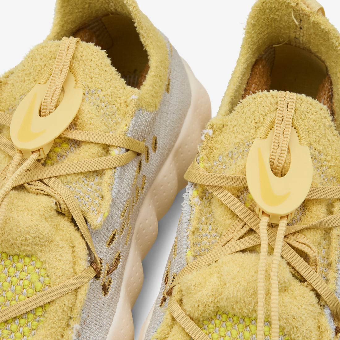Mind 002 Flyknit Light Bone | Saturn Gold | Infinite Gold Footwear