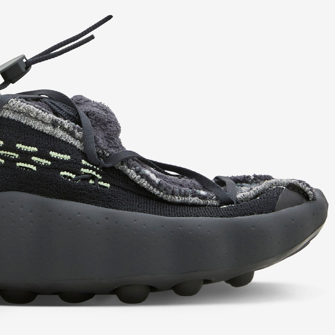 Mind 002 Flyknit Black | Dark Smoke Grey | Anthracite Footwear