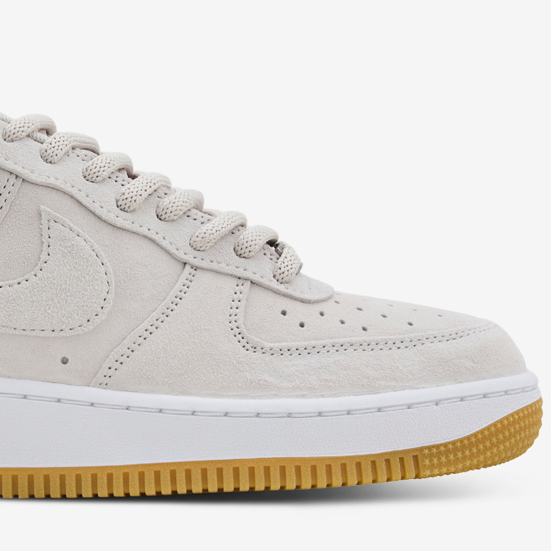 SB Air Force 1 Light Orewood Brown | Light Orewood Brown | White Footwear