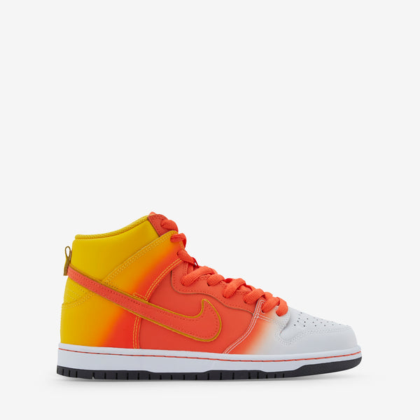 Dunk High Pro Amarillo Orange White Black Above The Clouds