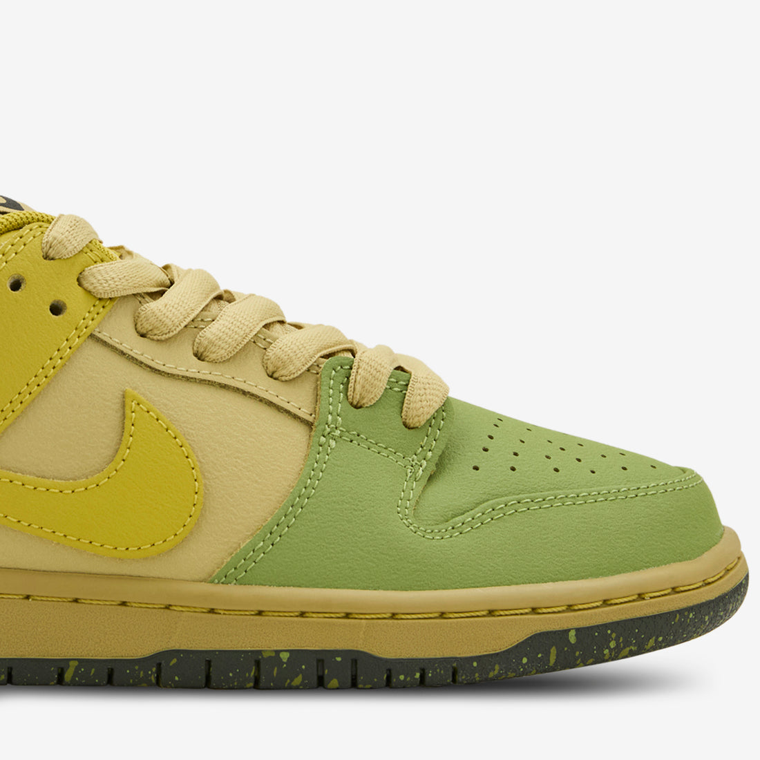 SB Dunk Low Pro Saffron Quartz | Saffron Quartz | Pear Footwear