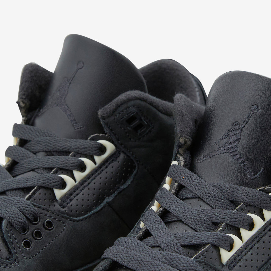 Women's Air Jordan 3 Retro Off Noir | Black | Sail | Cement Grey Footwear