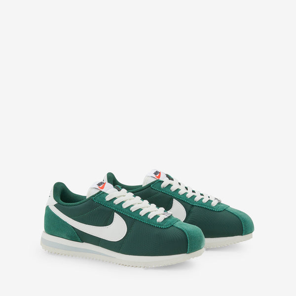 Green nike cortez mens top