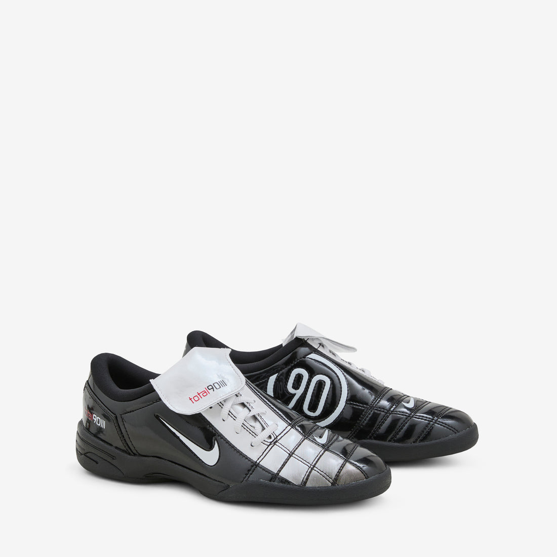 Women's Total 90 SE Black | White | University Red Footwear