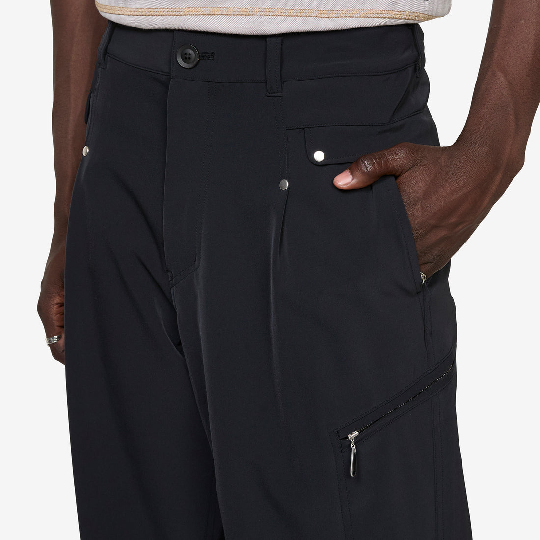 ASICS NOVALIS Mirbelioids Cargo Trousers Black Pants