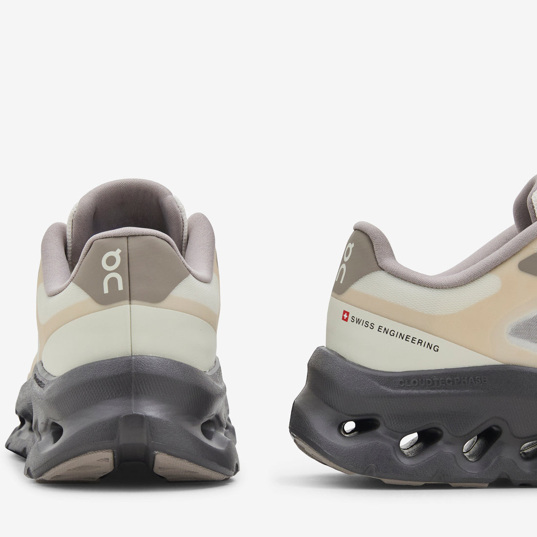 Cloudtilt Remix Dew | Pebble Footwear