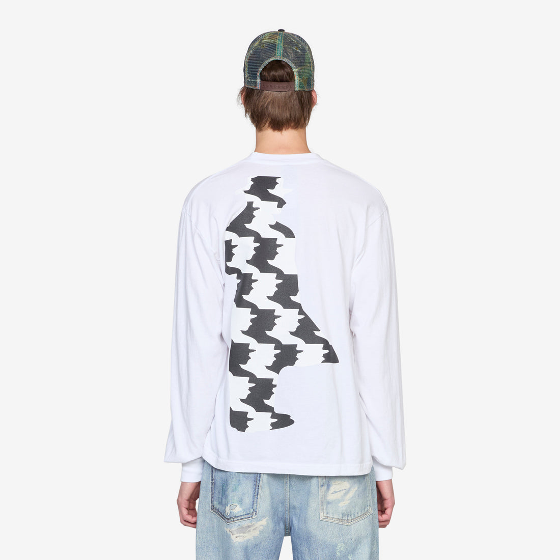 Silhouette Longsleeve T-Shirt White Tees