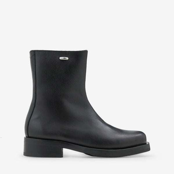 靴 OUR LEGACY CAMION BOOT BLACK 40 EU Our Legacy - Camion Boots in Black – Stoy