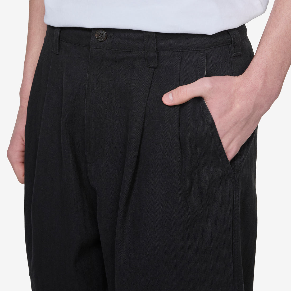 Pleated Trousers Washed Black Pants