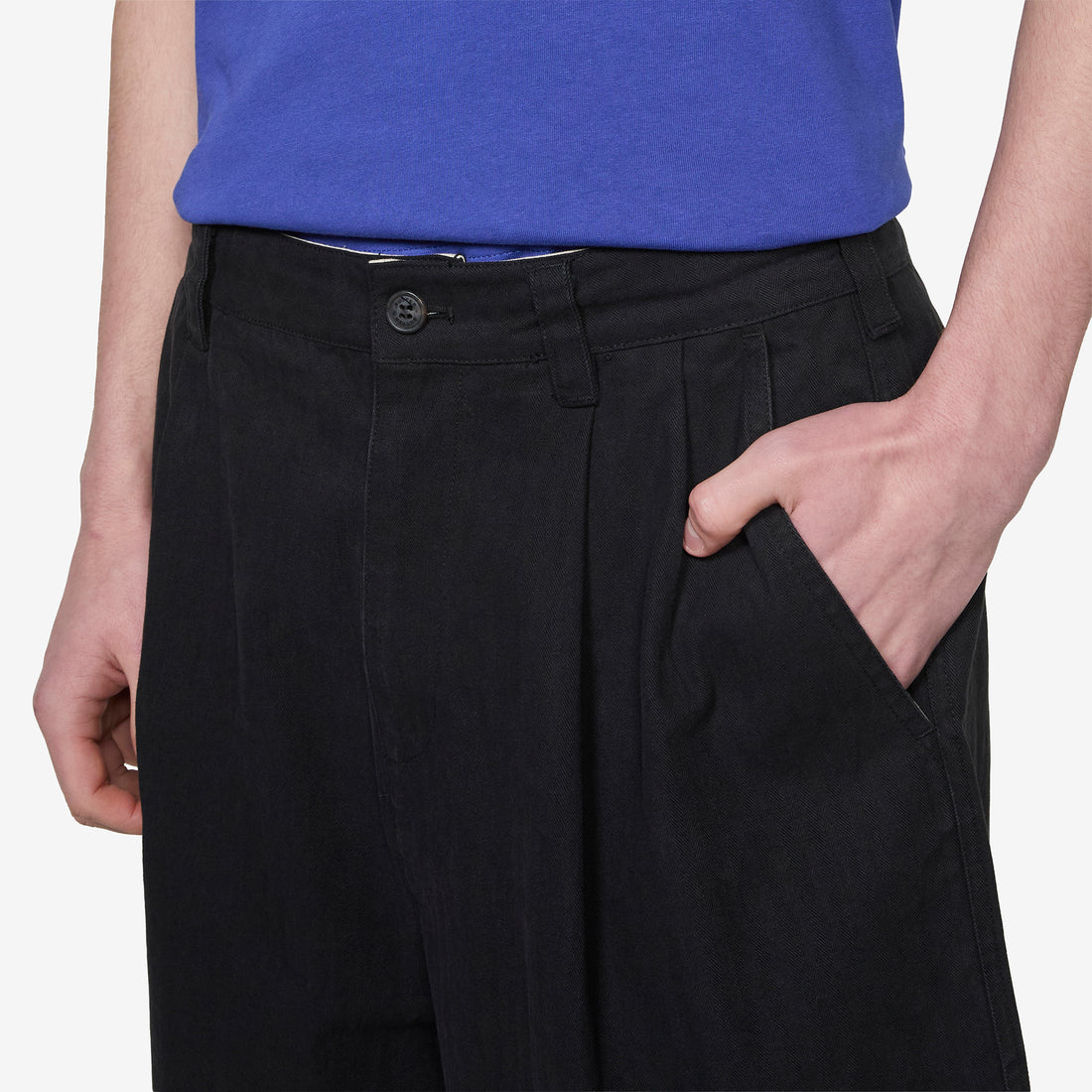 Pleated Shorts Washed Black Shorts
