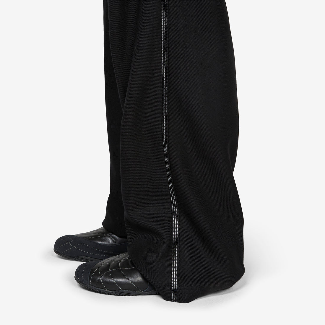 Pleated Work Pant Black | White Pants