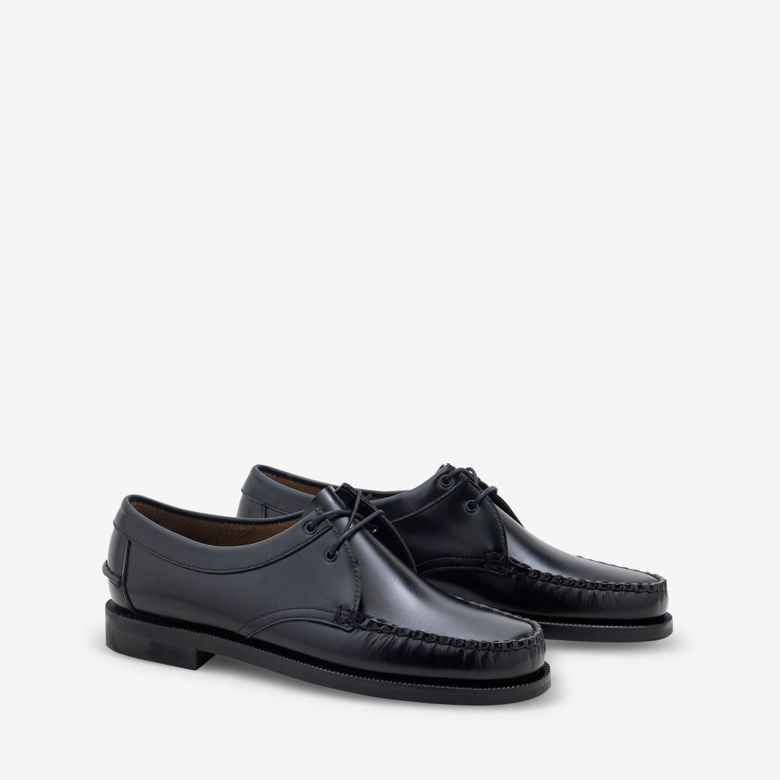 James Loafer Black Footwear