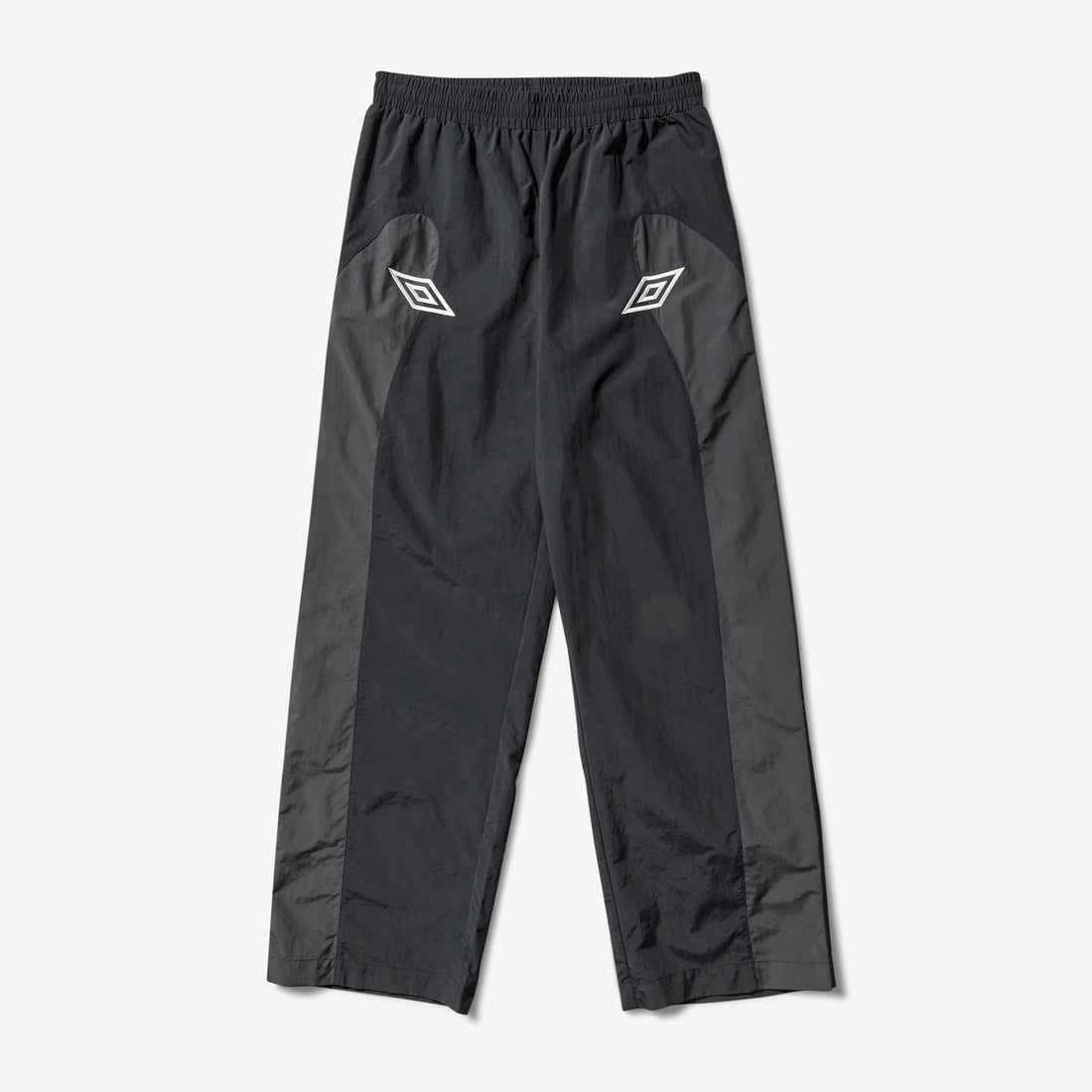 Guarding Tracksuit Pants Black | Charcoal Pants