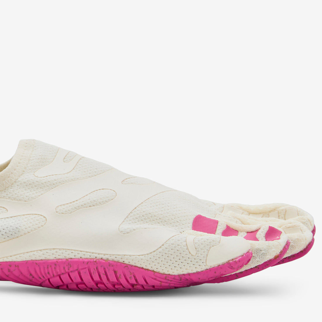 Women's Graspifier Ivory | Fuchsia Footwear