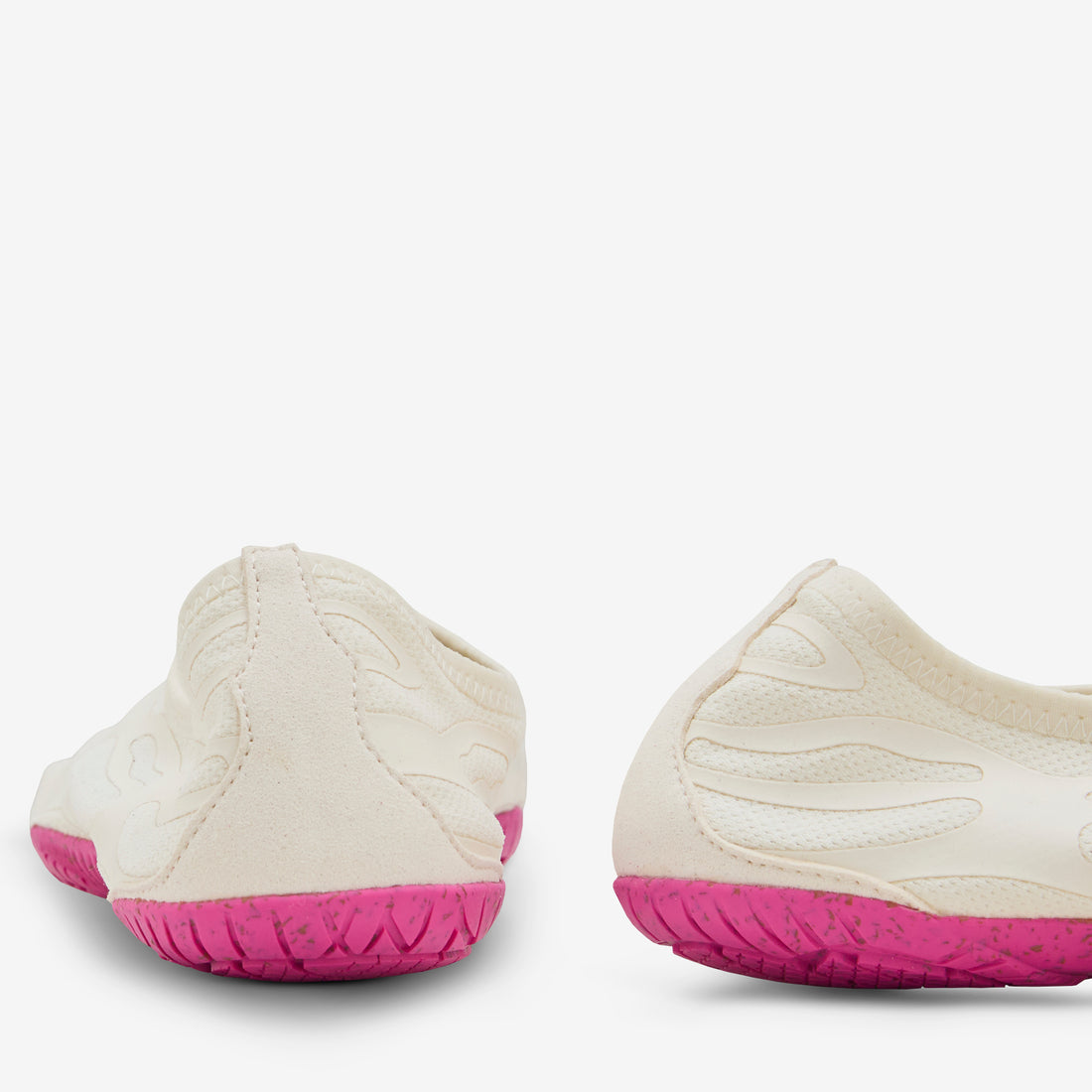 Women's Graspifier Ivory | Fuchsia Footwear