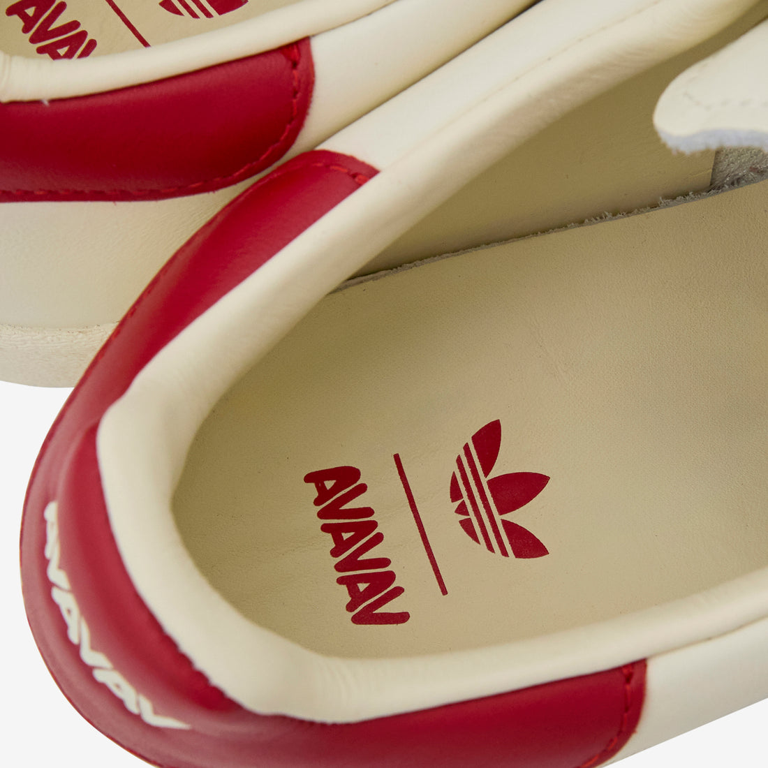 Avavav x Women's Superfinger Superstar Better Scarlet | Cream White | Better Scarlet Footwear