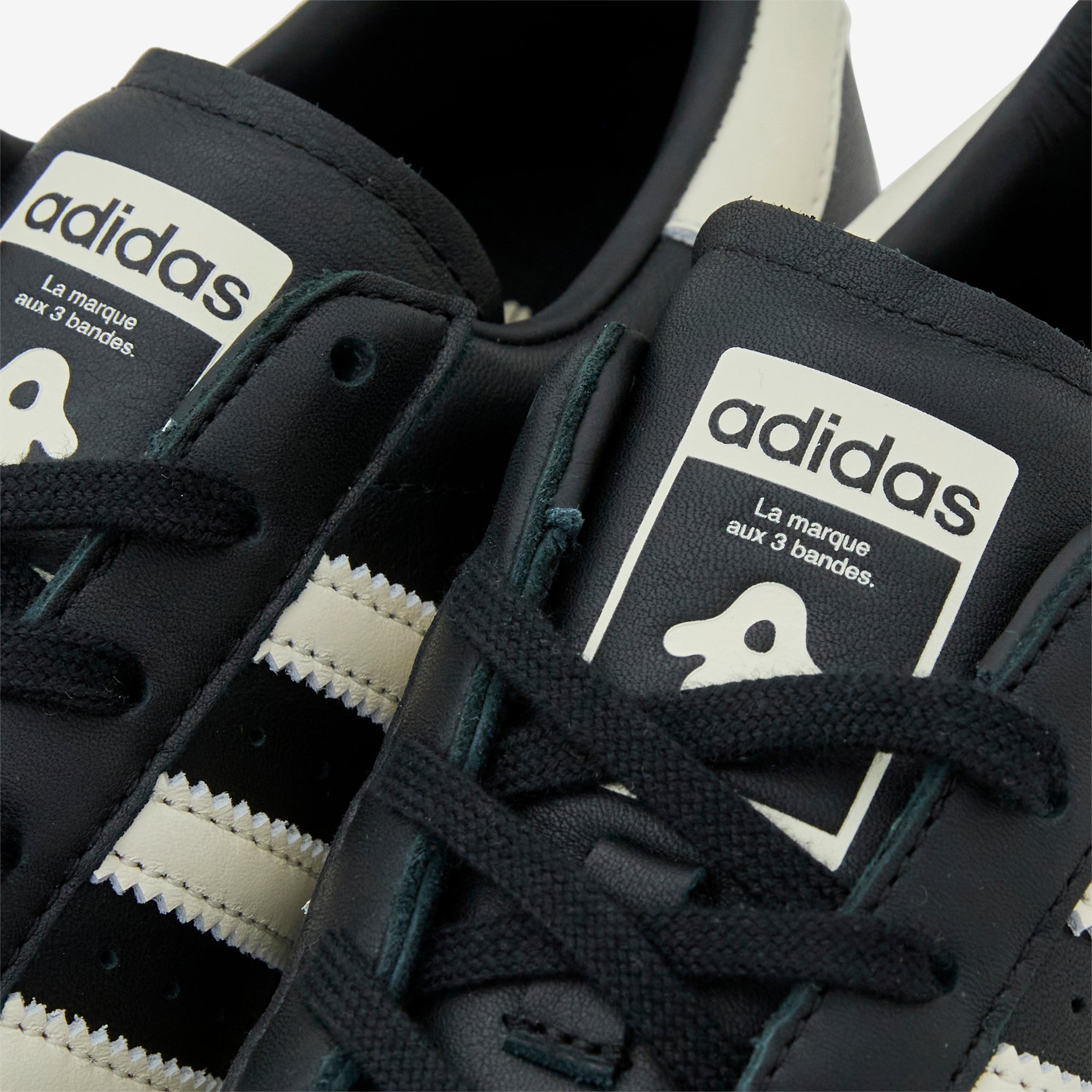 adidas gazelle silver green womens Avavav x Women's Superfinger Superstar Core Black | Cream White